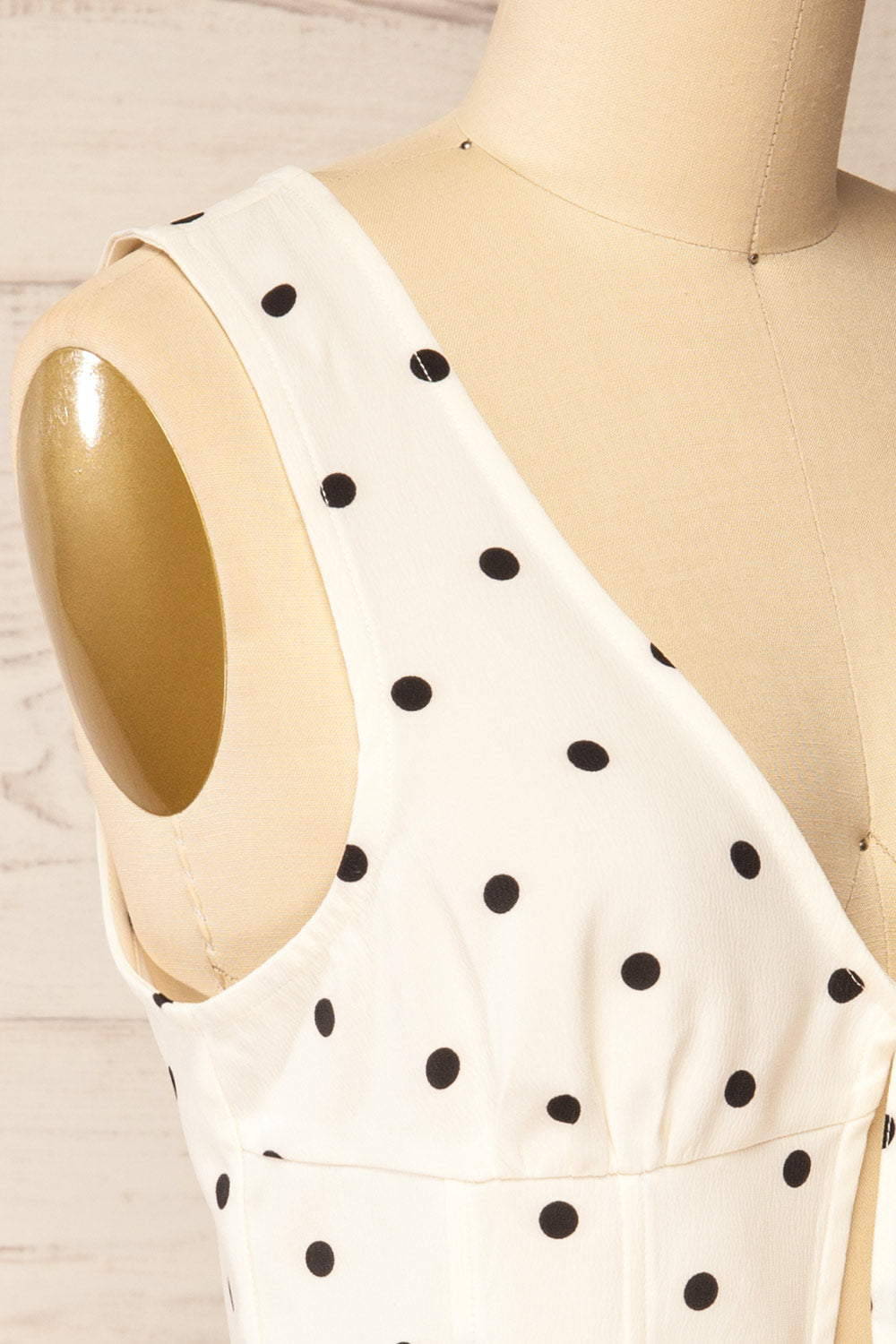 Raisen Polka Dot Sleeveless White Top with Front Tie | La petite garçonne side