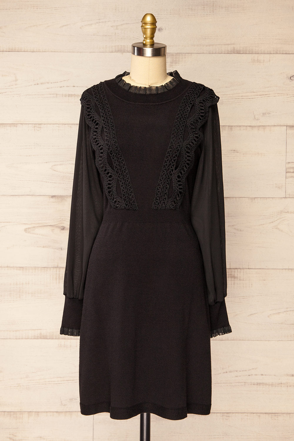 Rakvere Short Black Dress w/ Long Sleeves | La petite garçonne front view