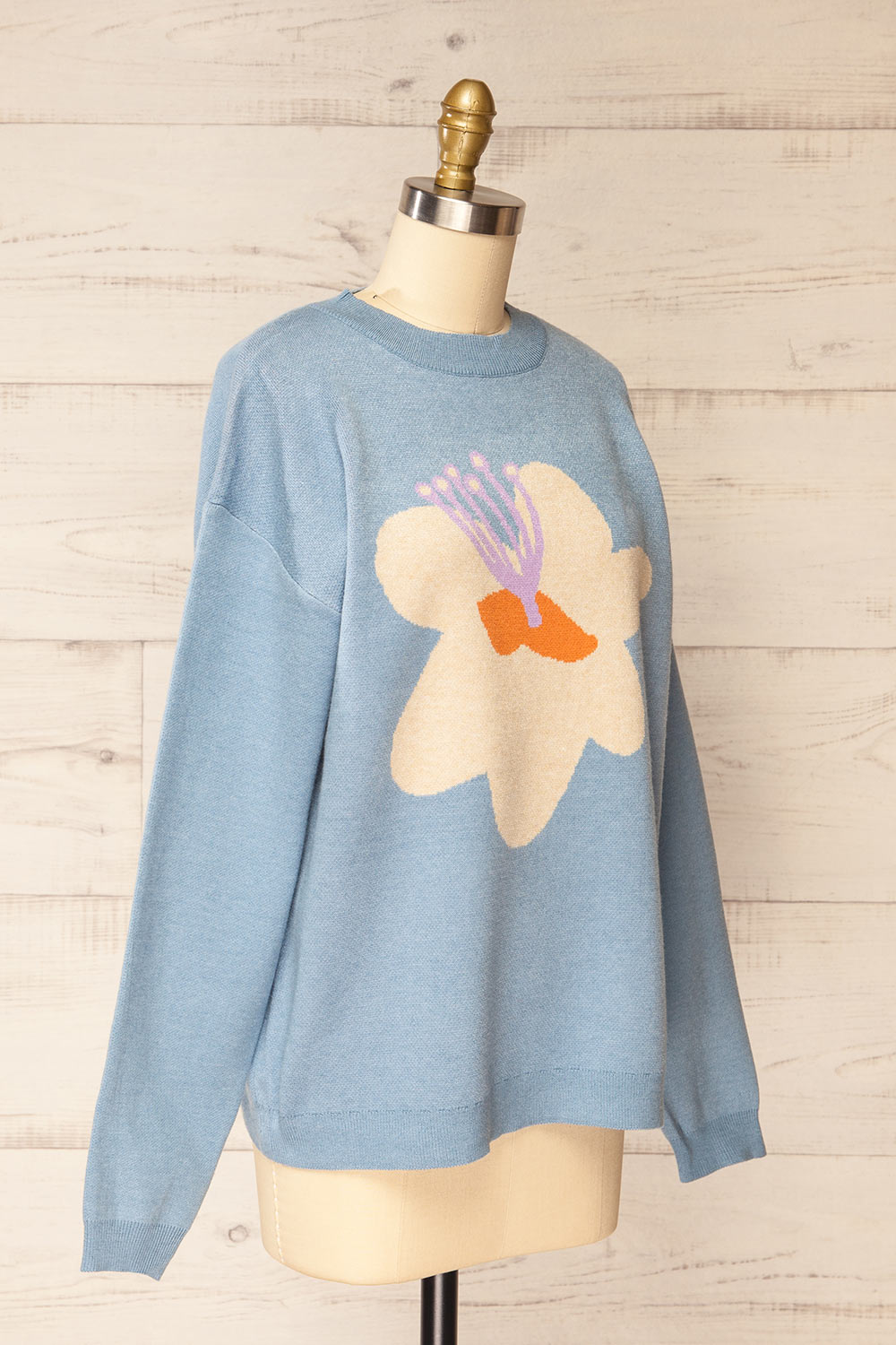 Rambouillet Bleu Knit Crewneck w/ Flower Detail | La petite garçonne side view 