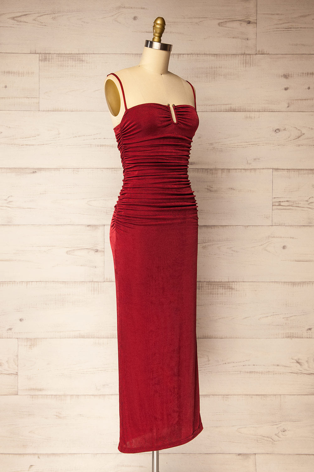 Redclife Long Fitted Burgundy Dress | La petite garçonne side view