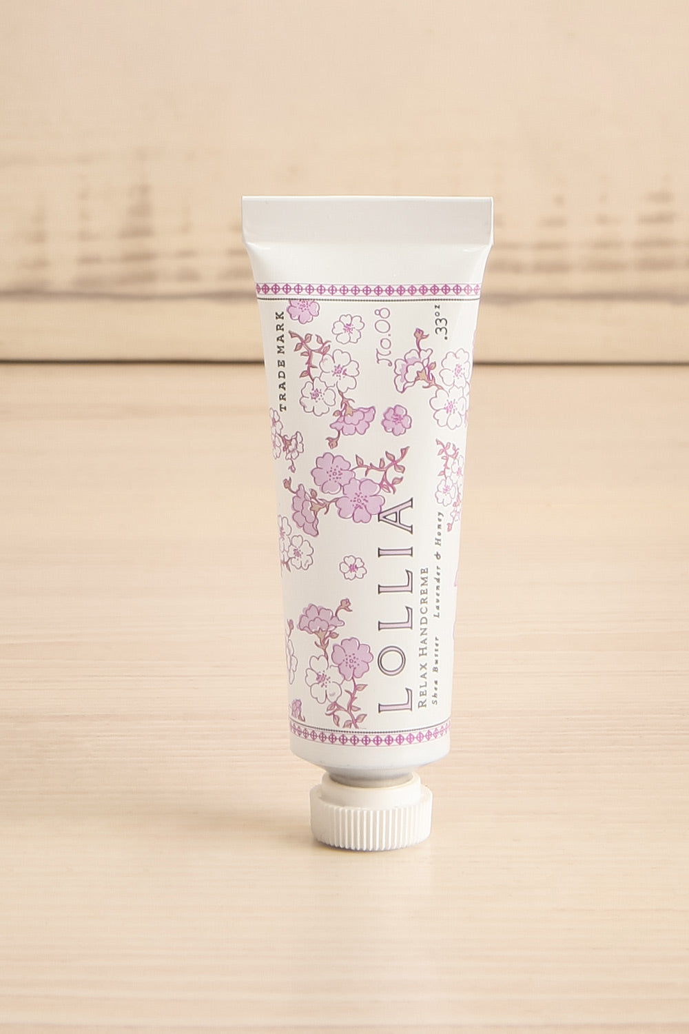 Relax Gift Set | Maison garçonne hand cream close-up