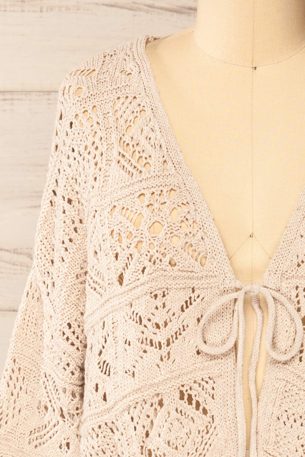 Ripson Taupe Cropped Crochet Cardigan | La petite garçonne front close-up