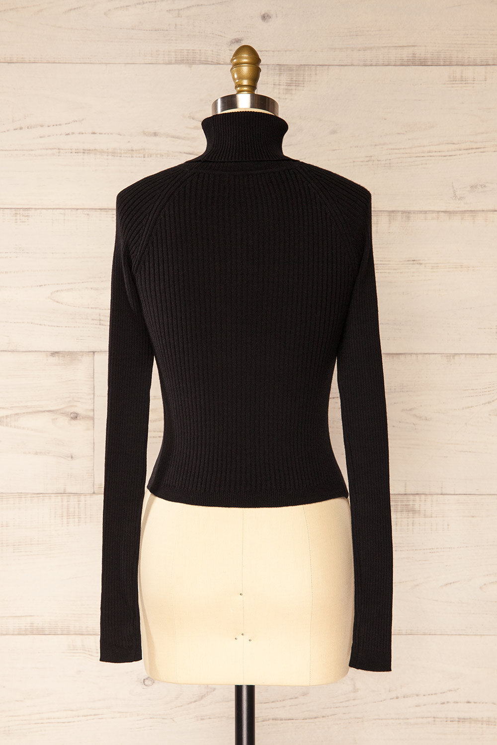 Rundu Black Ribbed Turtleneck Fitted Top
