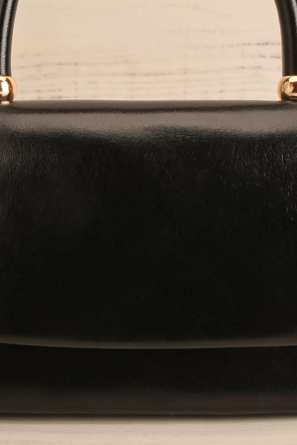 Rydell Black Crossbody Handbag | La petite garçonne front close-up