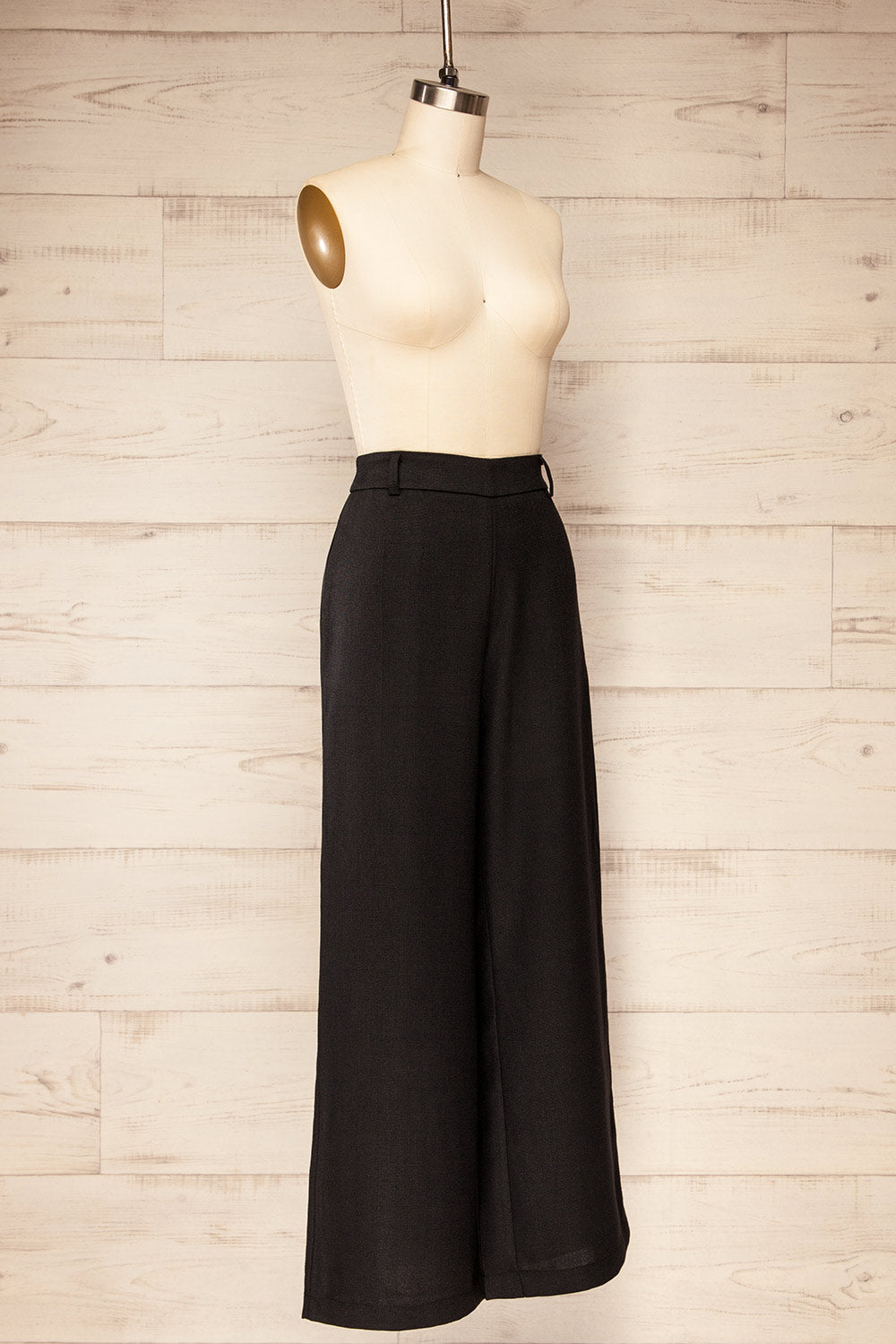 Sabaneta High-Waisted Black Pants | La petite garçonne  side view