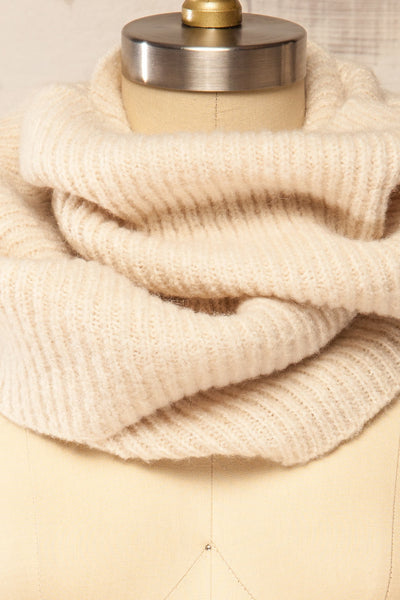 Saguenay Ivory Ribbed Knit Infinity Scarf | La petite garçonne close-up