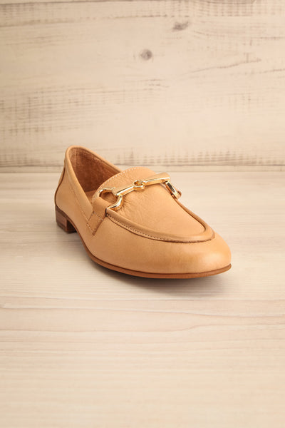 Sambina Caramel Leather Loafers w/ Golden Hardware | La petite garçonne front view