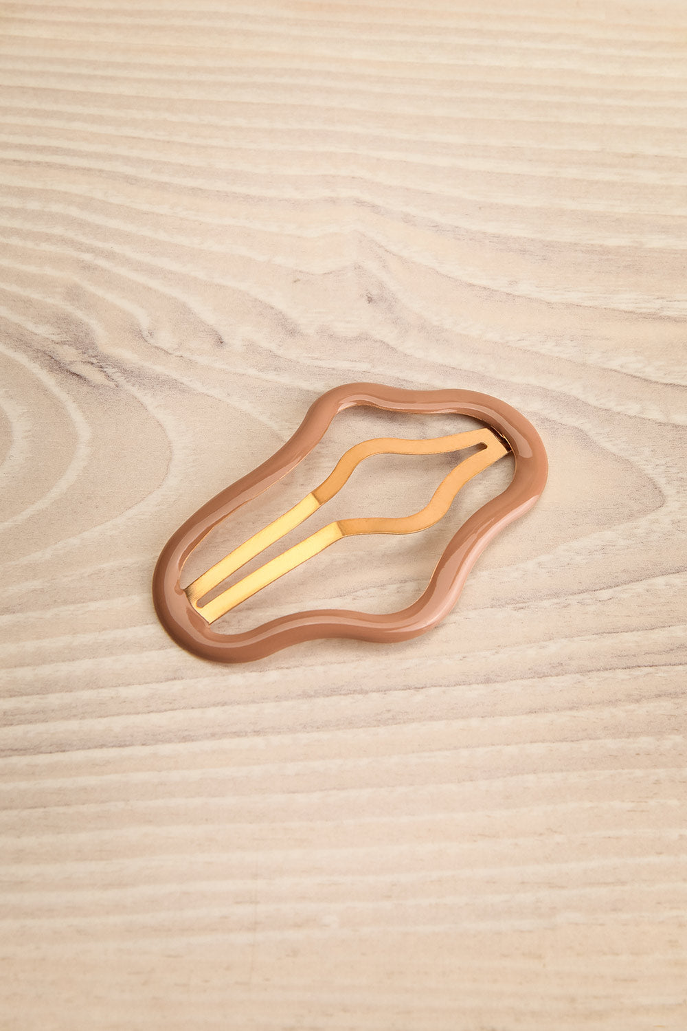 Satelitte Taupe Abstract Shaped Hair Clip | La petite garçonne front view