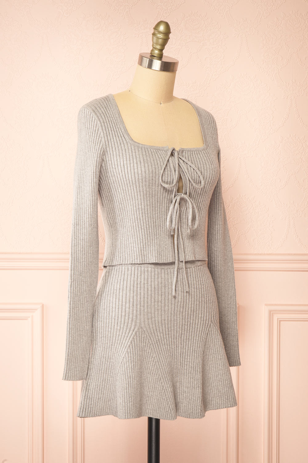 Set Duna Grey Ribbed Knit Top & Skirt | Boutique 1861 side view