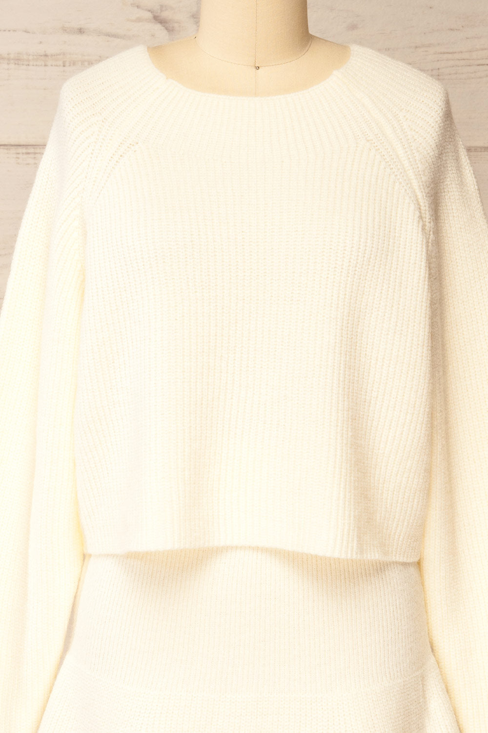 Set Viga | Ivory Knitted Sweater & Skirt