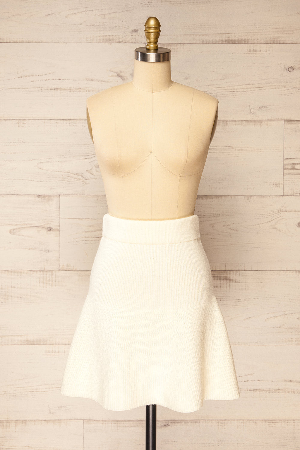 Set Viga | Ivory Knitted Sweater & Skirt