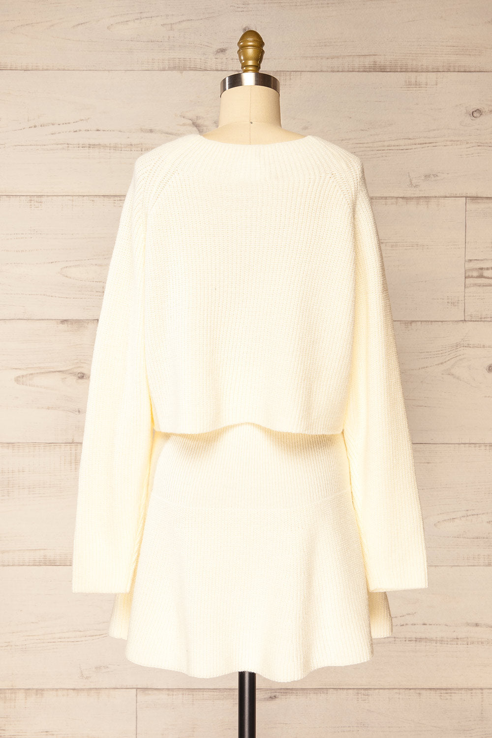 Set Viga | Ivory Knitted Sweater & Skirt