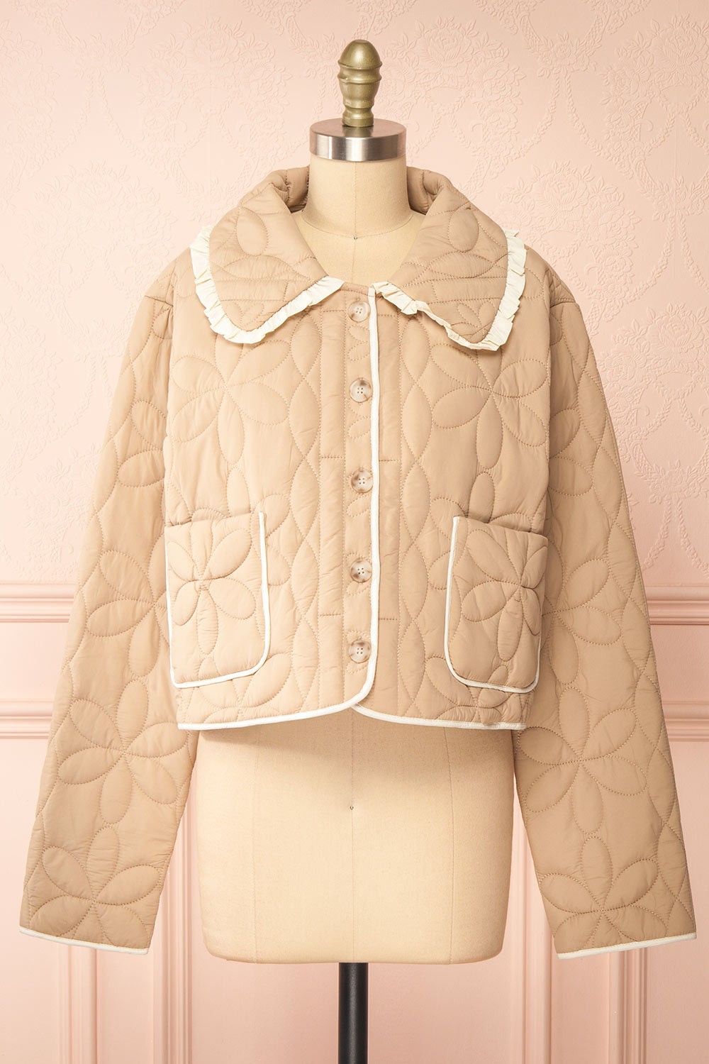 Set Ydrina Beige Quilted Jacket & Short | Boutique 1861 top front view