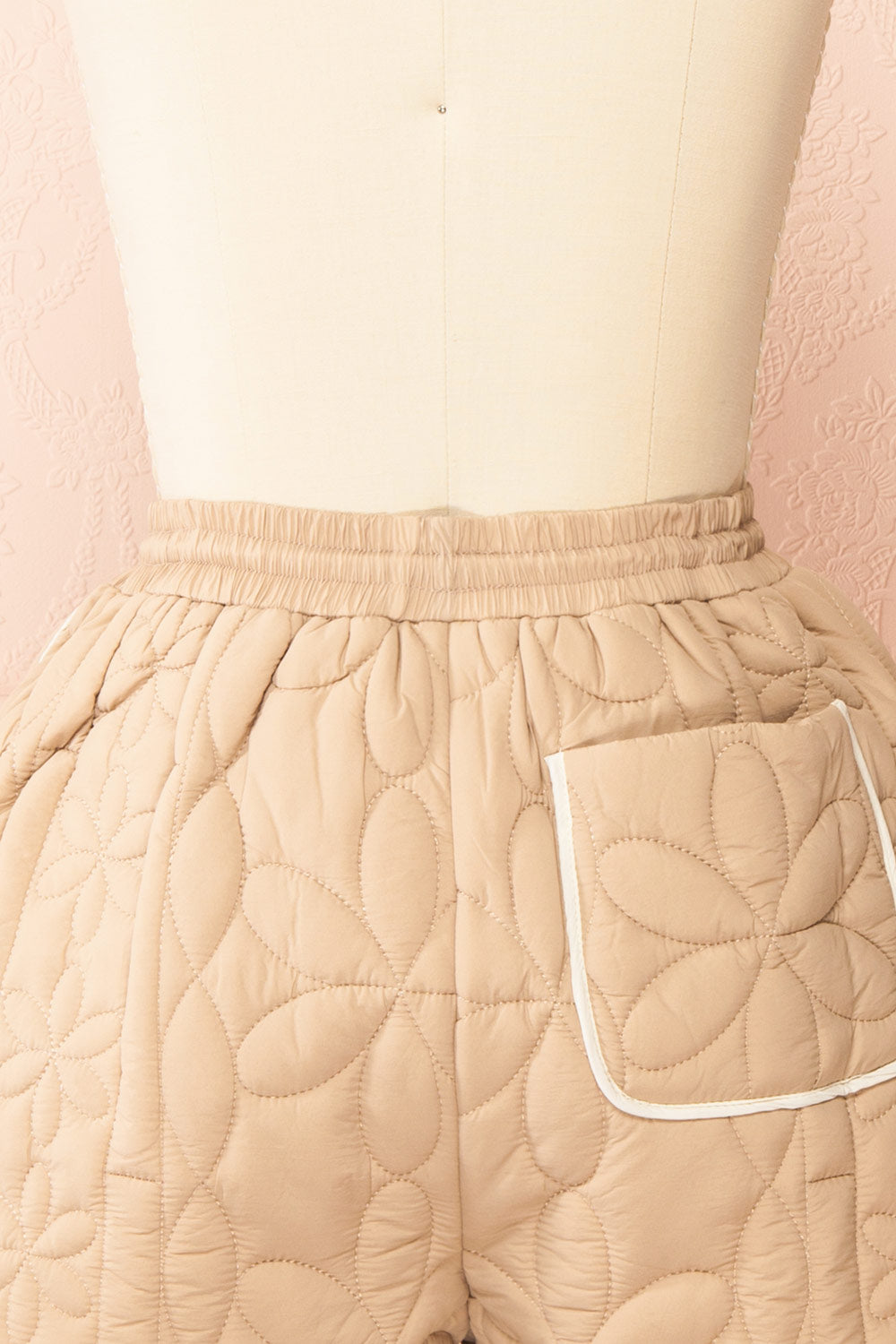 Set Ydrina Beige Quilted Jacket & Short | Boutique 1861  back 