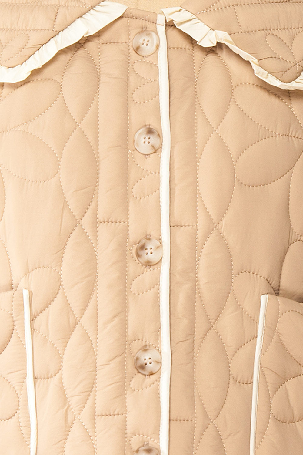 Set Ydrina Beige Quilted Jacket & Short | Boutique 1861 fabric