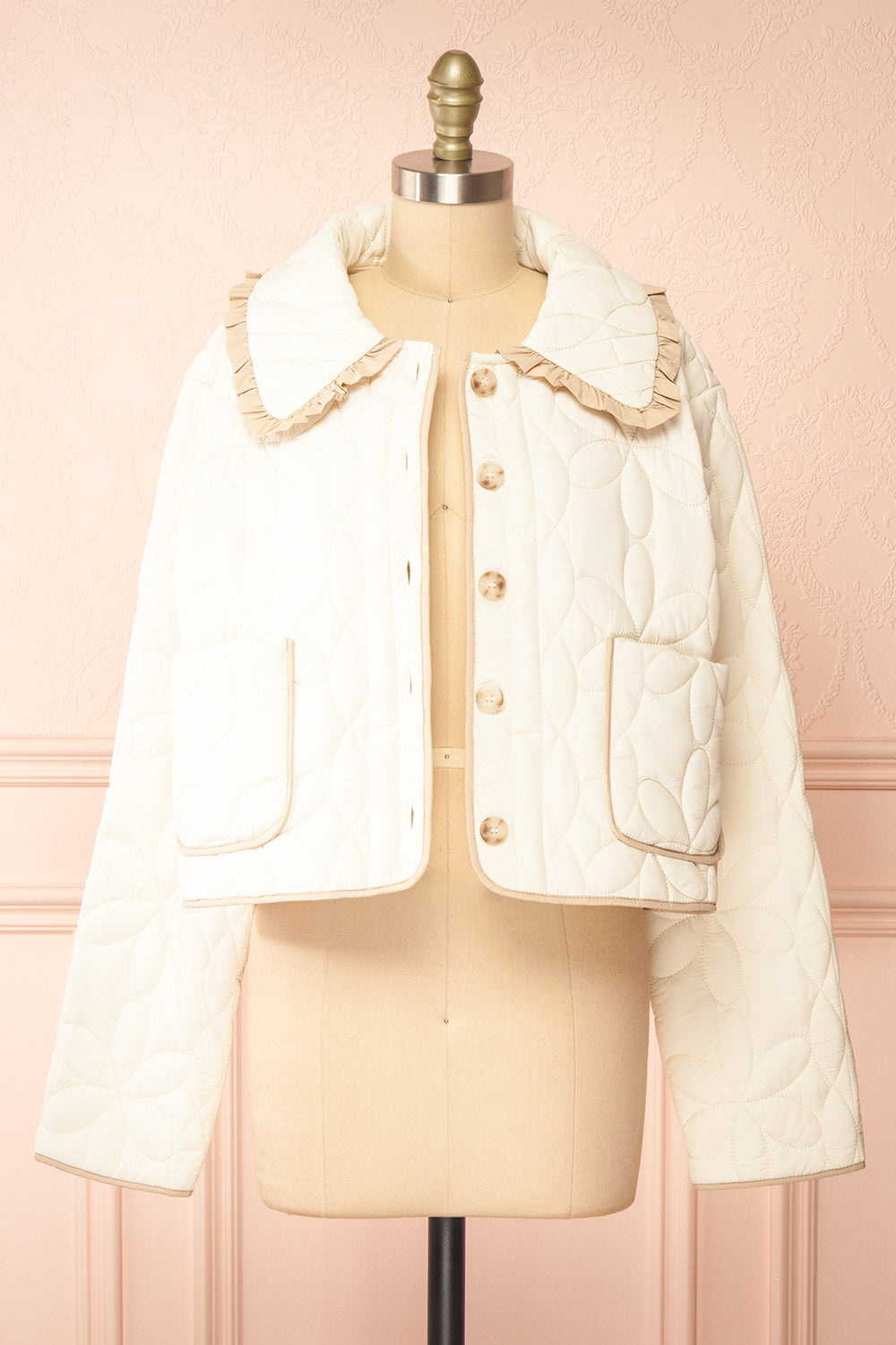 Set Ydrina Ivory Quilted Jacket & Short | Boutique 1861 top open view