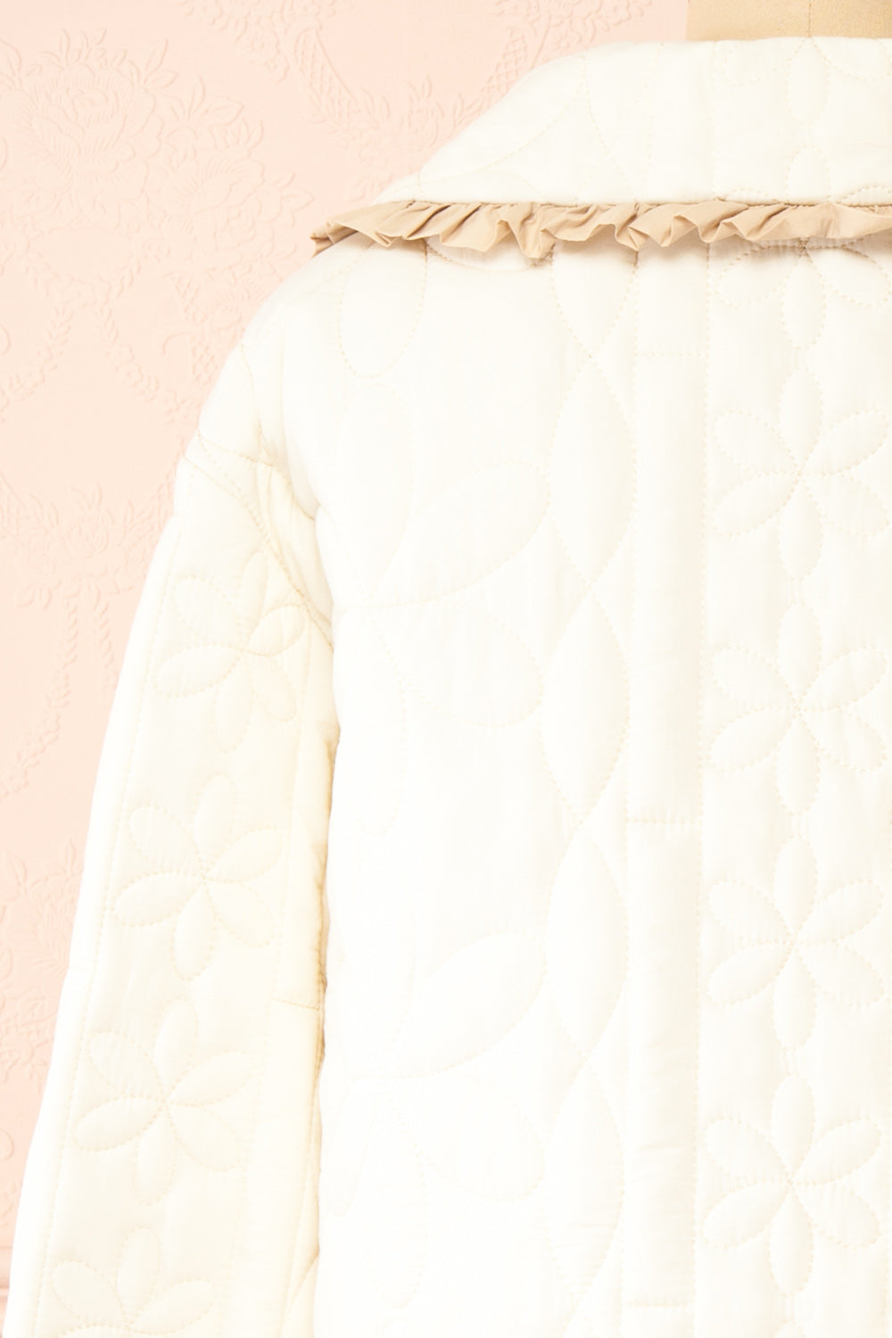 Set Ydrina Ivory Quilted Jacket & Short | Boutique 1861 top back