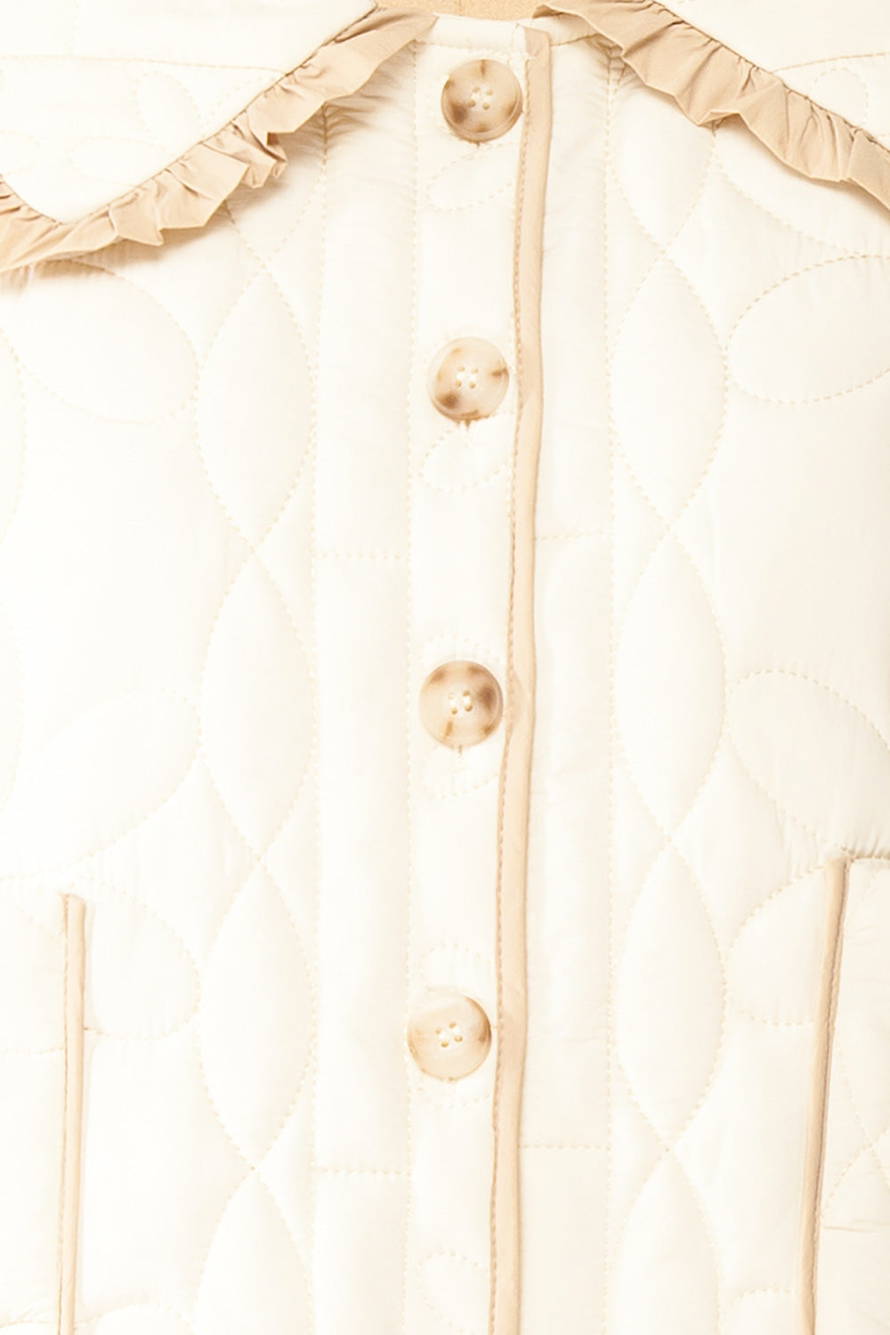 Set Ydrina Ivory Quilted Jacket & Short | Boutique 1861 fabric