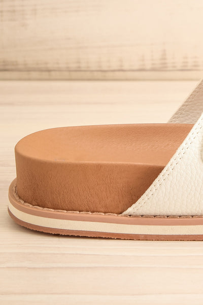 Siemna White Slide Sandals w/ Velcro Straps | La petite garçonne side close-up