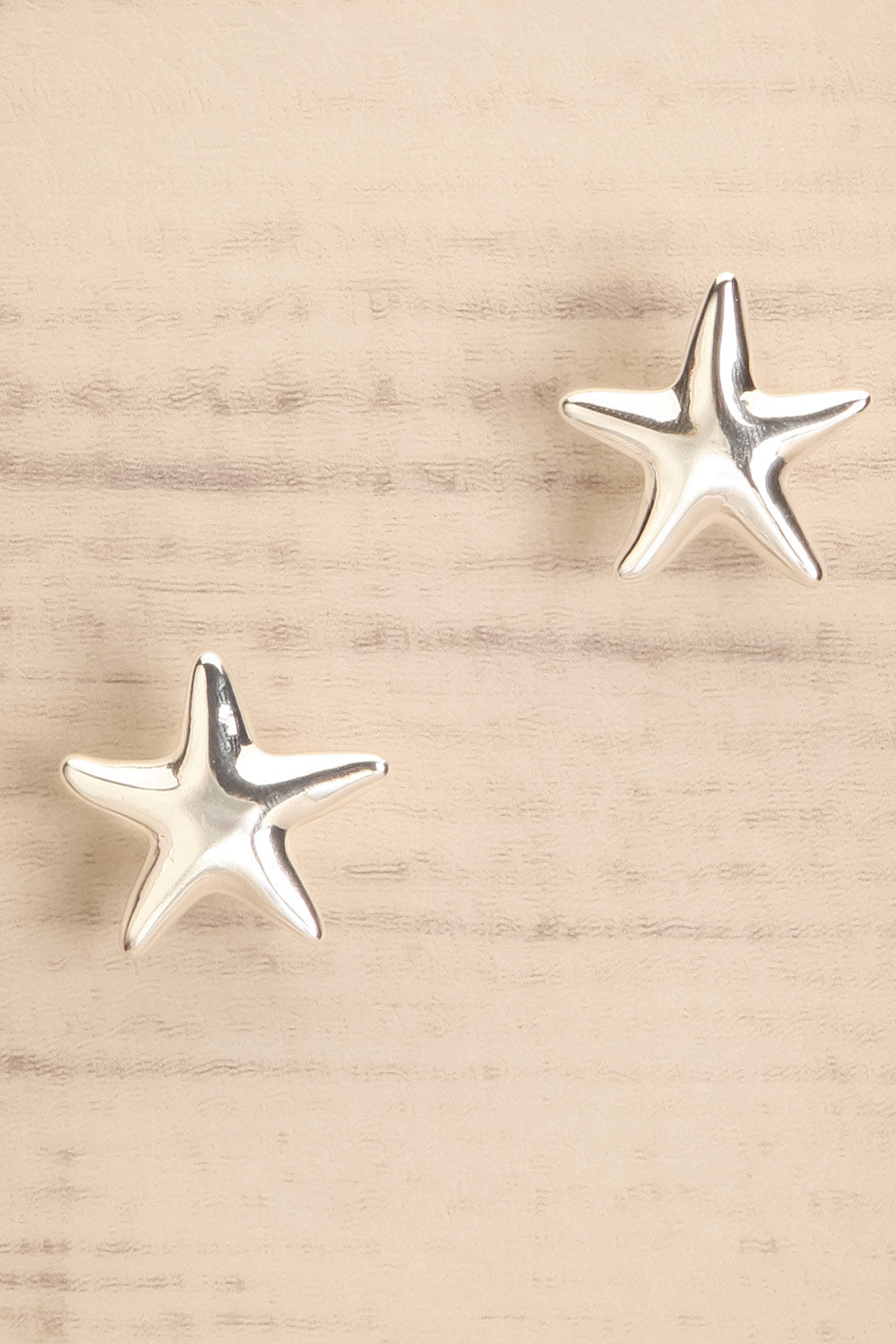 Skien Silver Starfish Stud Earrings | La petite garçonne close-up