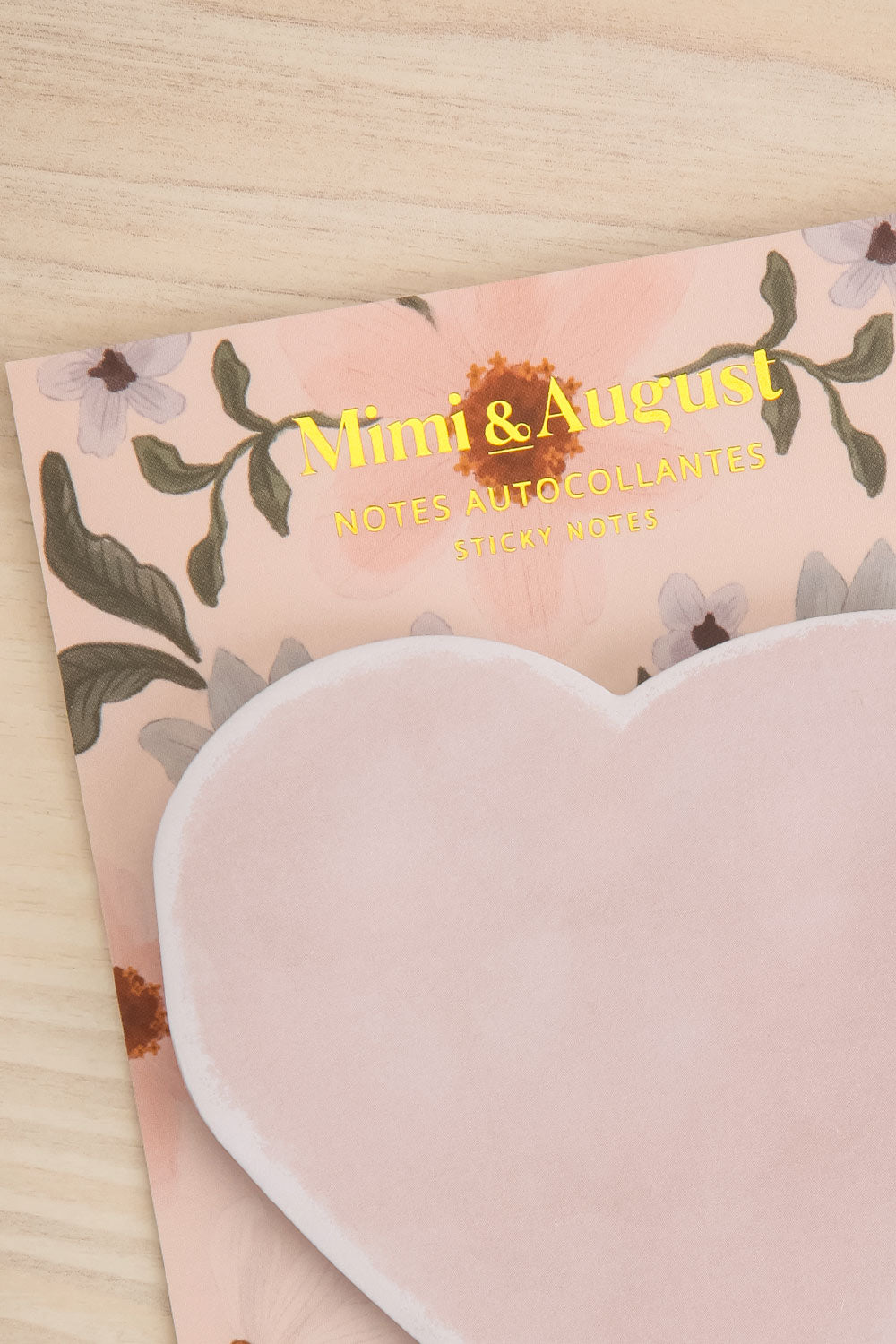 Soft Heart Sticky Notes | Maison garçonne close-up