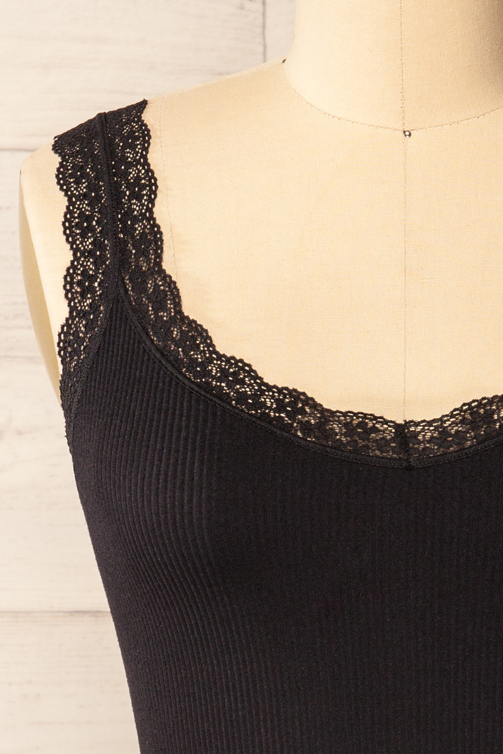 Somensac Black Ribbed Camisole w/ Lace Trim | Boutique 1861 front close-up