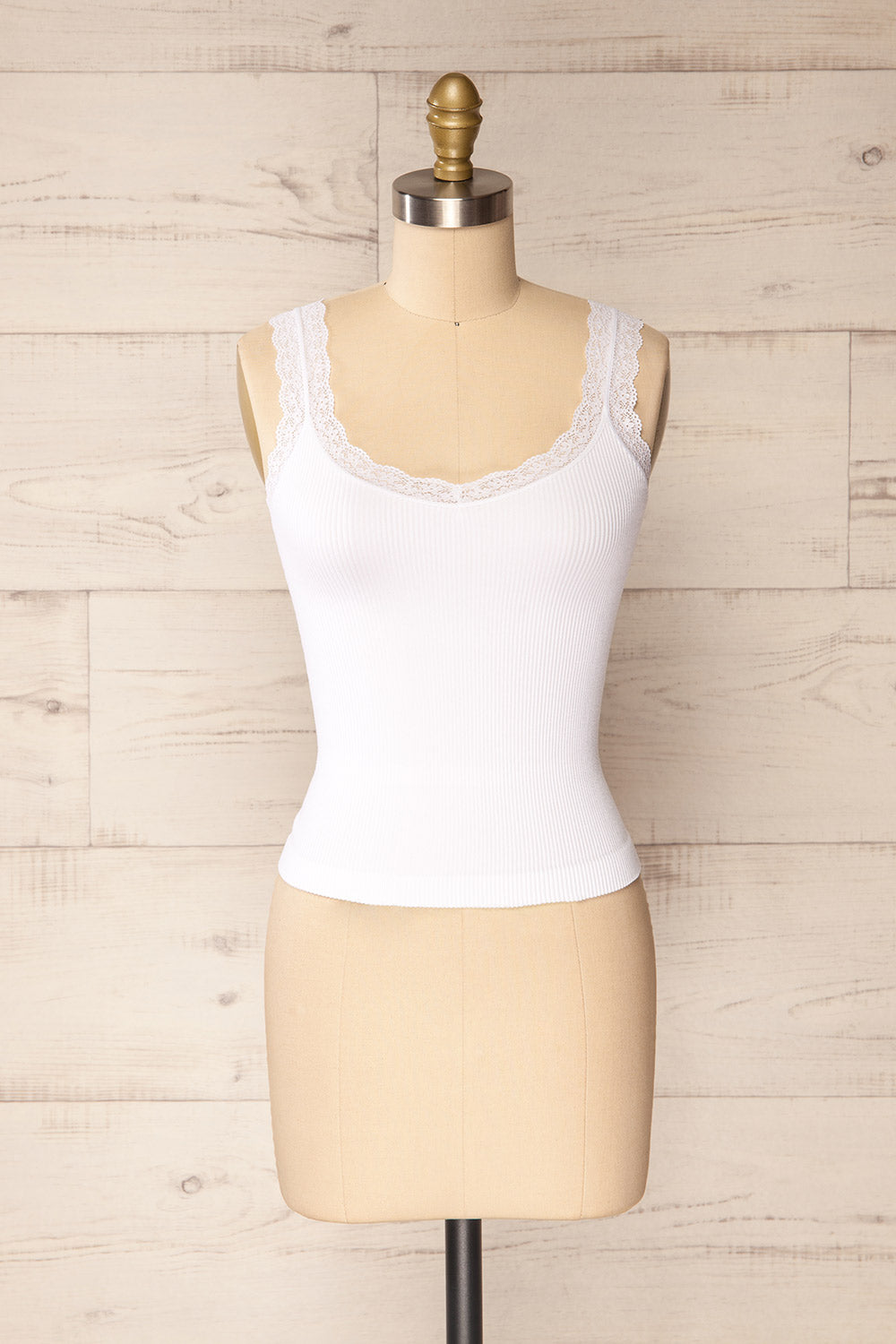 Somensac White Ribbed Camisole w/ Lace Trim | Boutique 1861 front view
