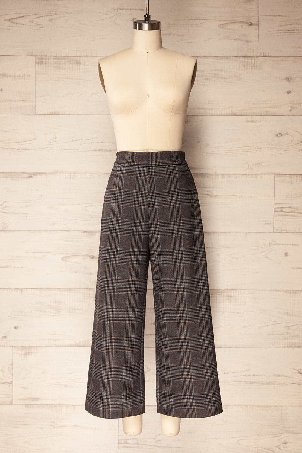 Sorrente Cropped Plaid Pants | La petite garçonne front view