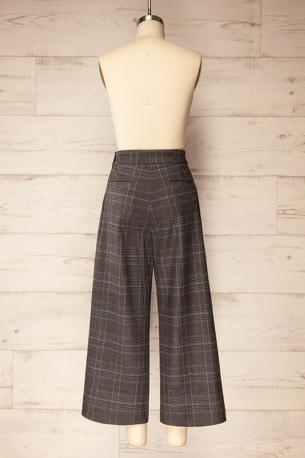 Sorrente Cropped Plaid Pants | La petite garçonne back view