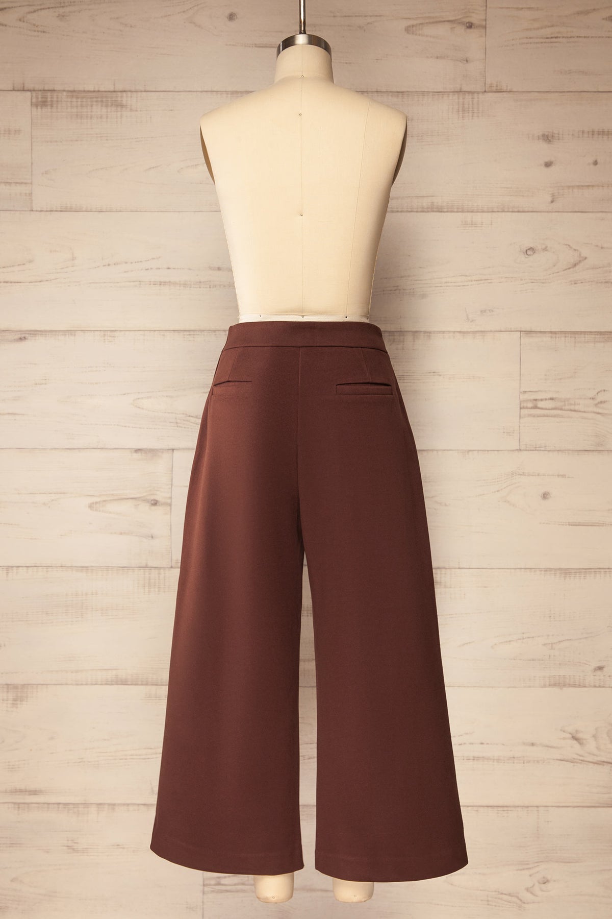 back view of Sorrente Brown High-Waisted Cropped Pants at La petite garçonne