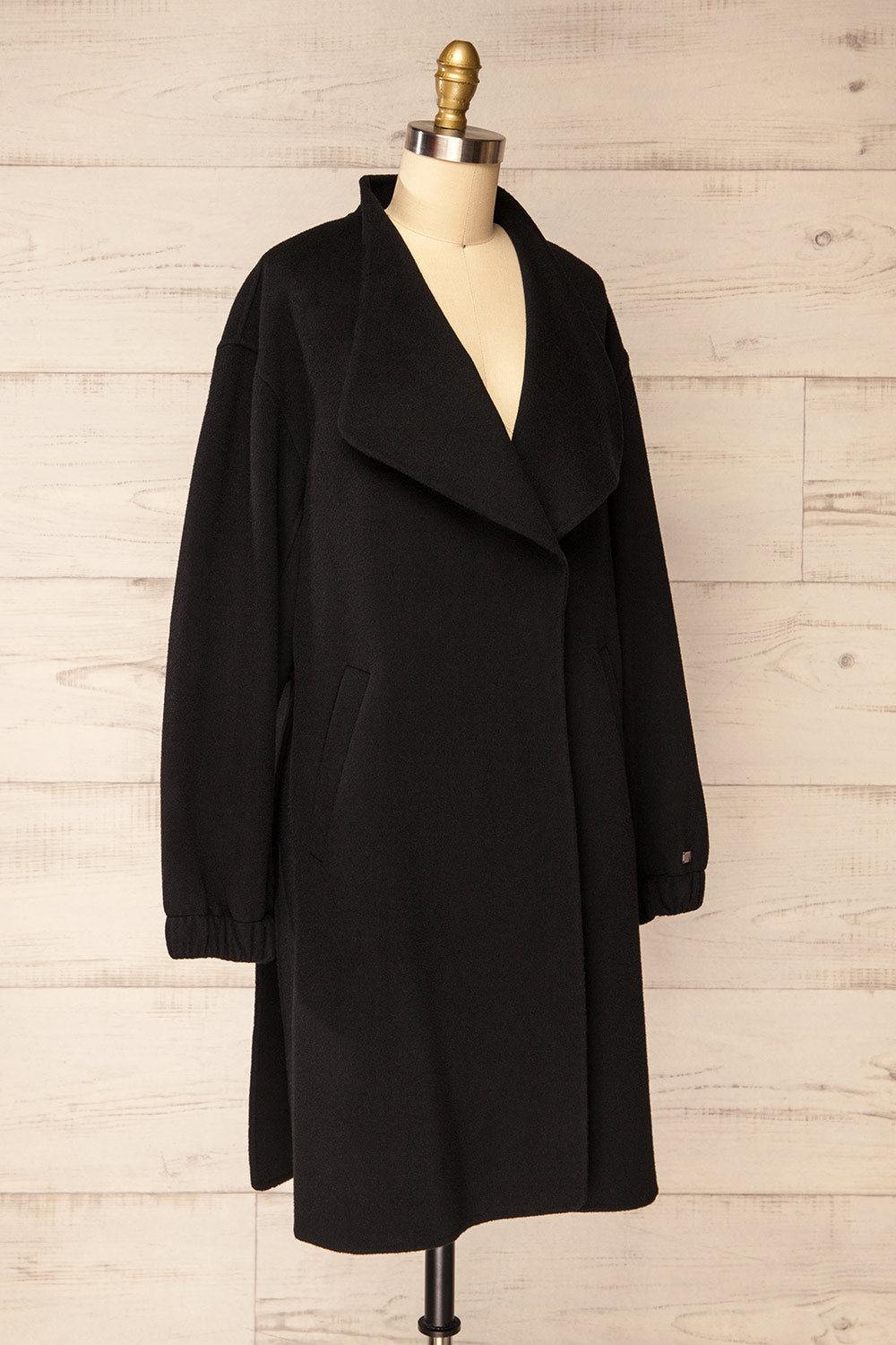 Souzie Black Oversized Wool Coat | La petite garçonne side view