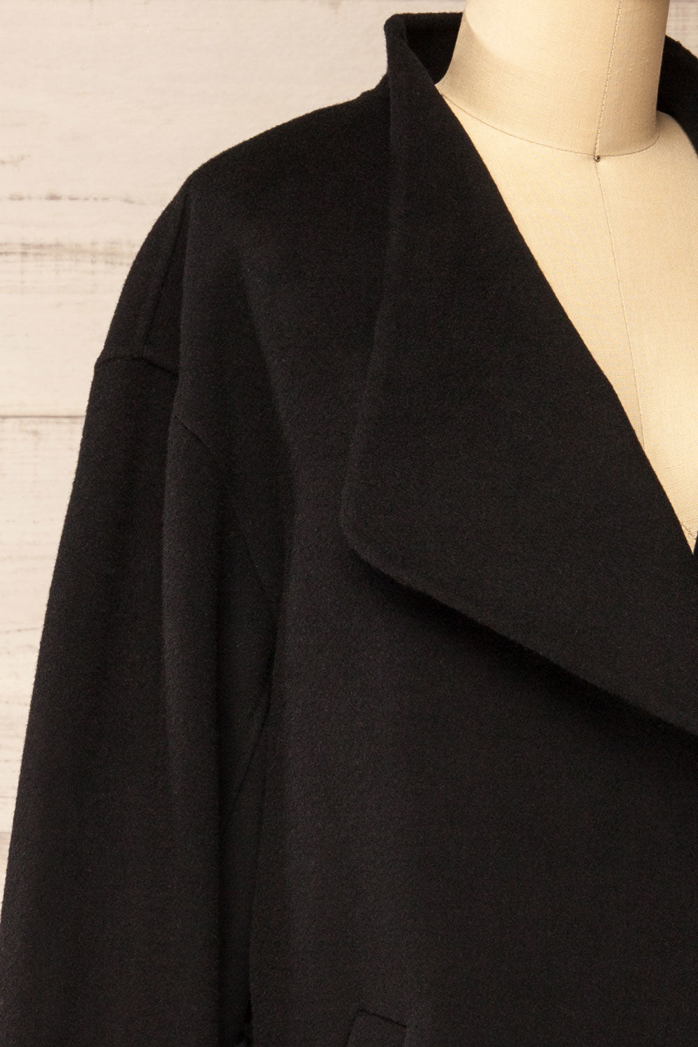 Souzie Black Oversized Wool Coat | La petite garçonne side