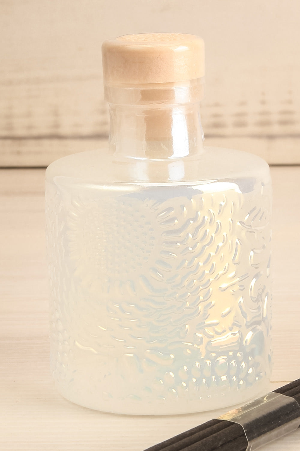 Sparkling Cuvée Reed Diffuser by Voluspa | Maison garçonne close-up