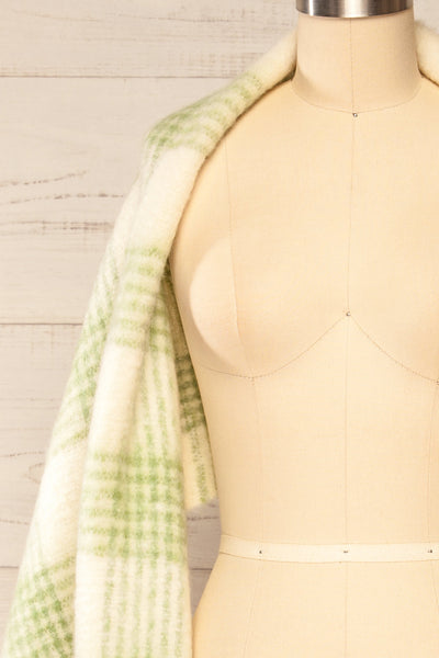 Suleja Green Plaid Soft Knit Scarf | La petite garçonne shawl close-up