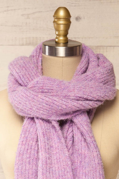 Sunderland Lavender Soft Knit Scarf | La petite garçonne middle