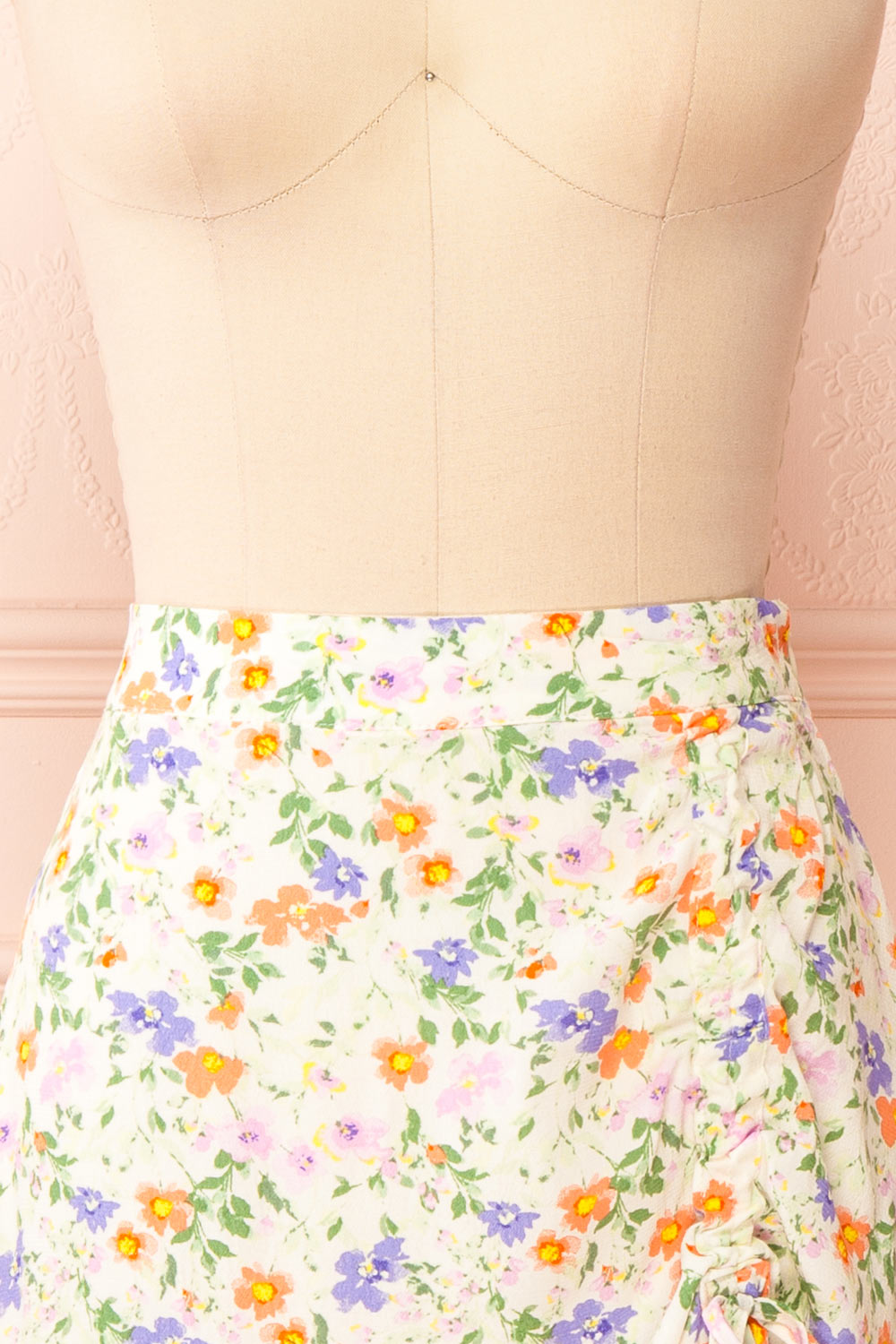 Svaana Midi Floral Skirt w/ Drawstring | Boutique 1861 front close-up