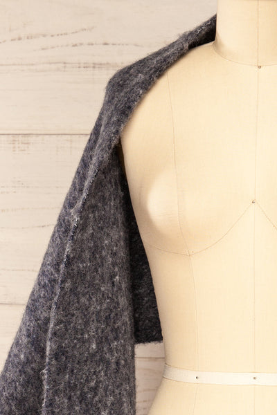Telford Grey Fuzzy Knit Scarf | La petite garçonne shawl