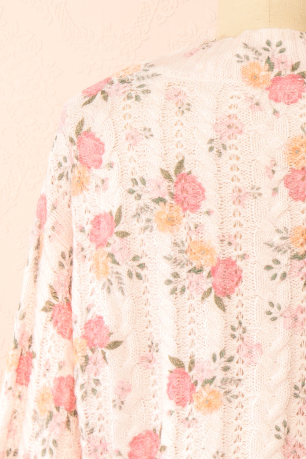 Thekia Pink Cropped Floral Knit Cardigan | Boutique 1861  back