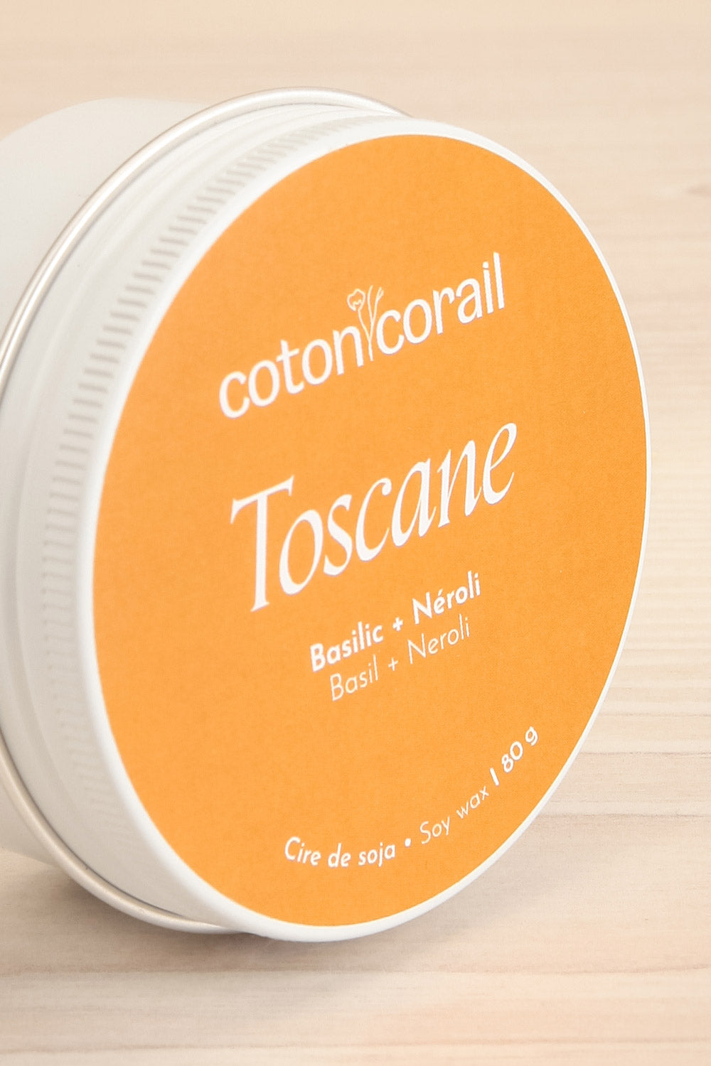 Toscane Tin Candle | Maison garçonne close-up