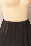 Tourcoing Short Black Skirt w/ Elastic Waist | La petite garçonne side close-up