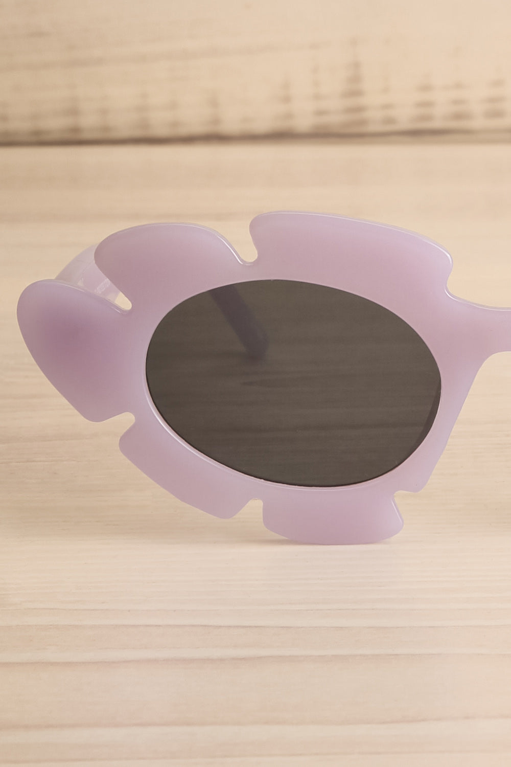 Trixie Lilac Flower Sunglasses | La petite garçonne close-up