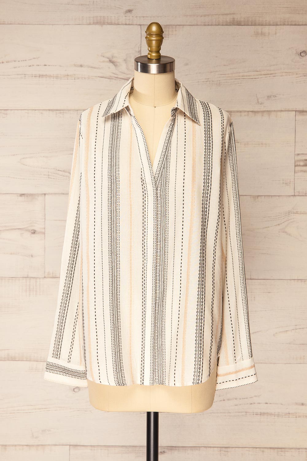 Tubah Black Long Sleeves Striped Button-Up Shirt  | La petite garçonne front view