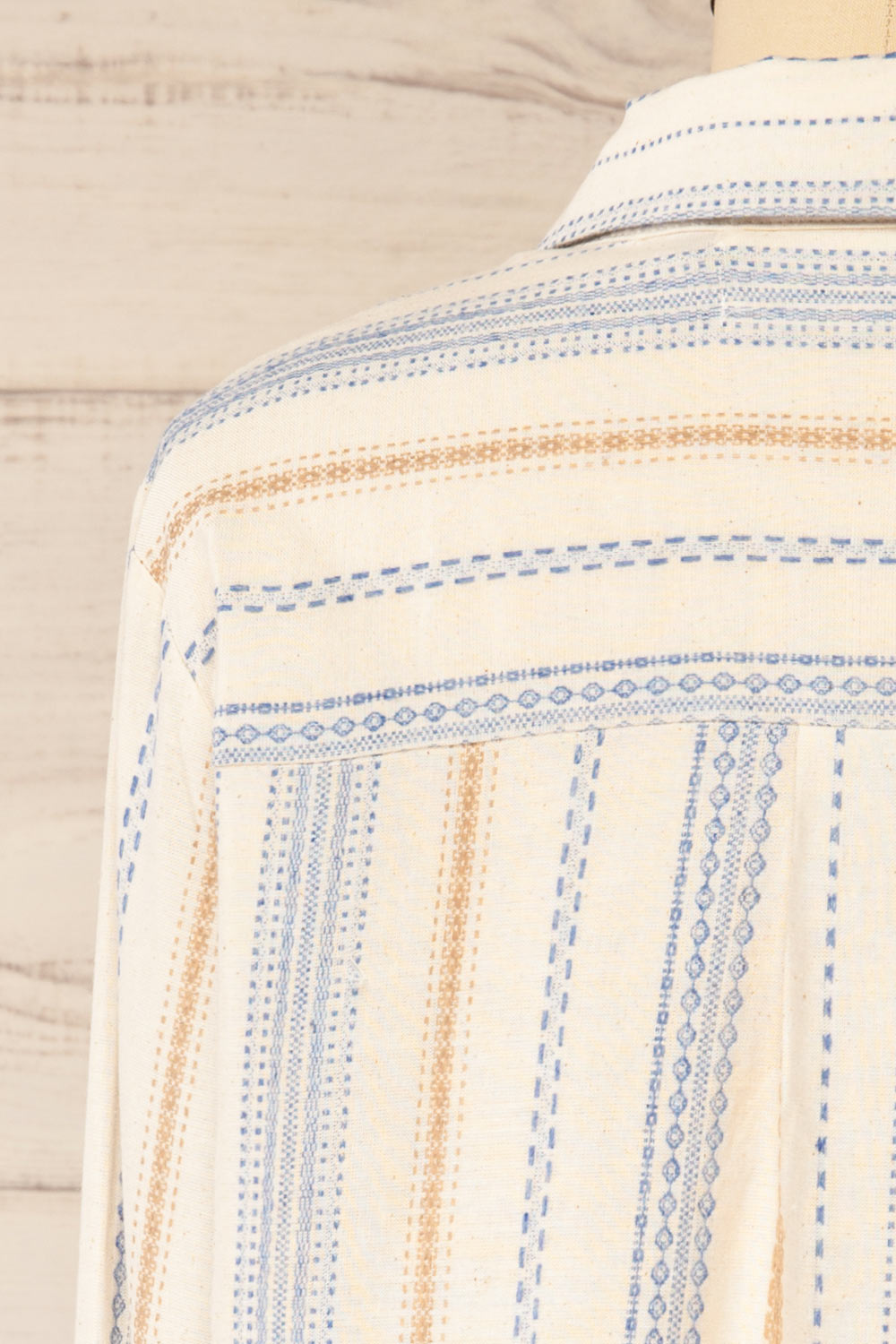 Tubah Blue Long Sleeves Striped Button-Up Shirt | La petite garçonne back
