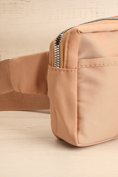 Tumkur Brown Adjustable Belt Bag | La petite garçonne side close-up