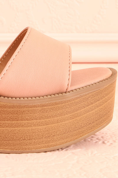 Turbo Beige Heeled Wooden Platform Sandals | Boutique 1861 side front close-up
