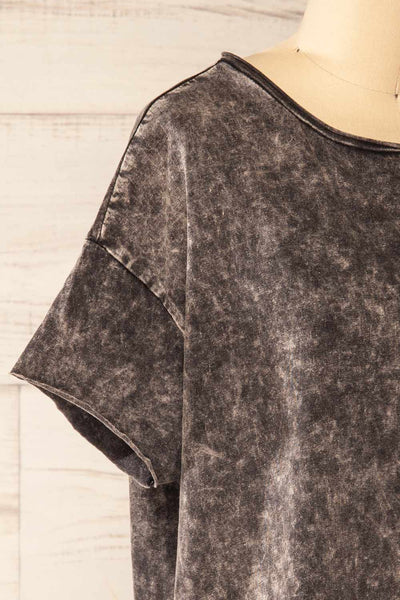 Turin Charcoal Oversized Faded T-Shirt | La petite garçonne side close-up