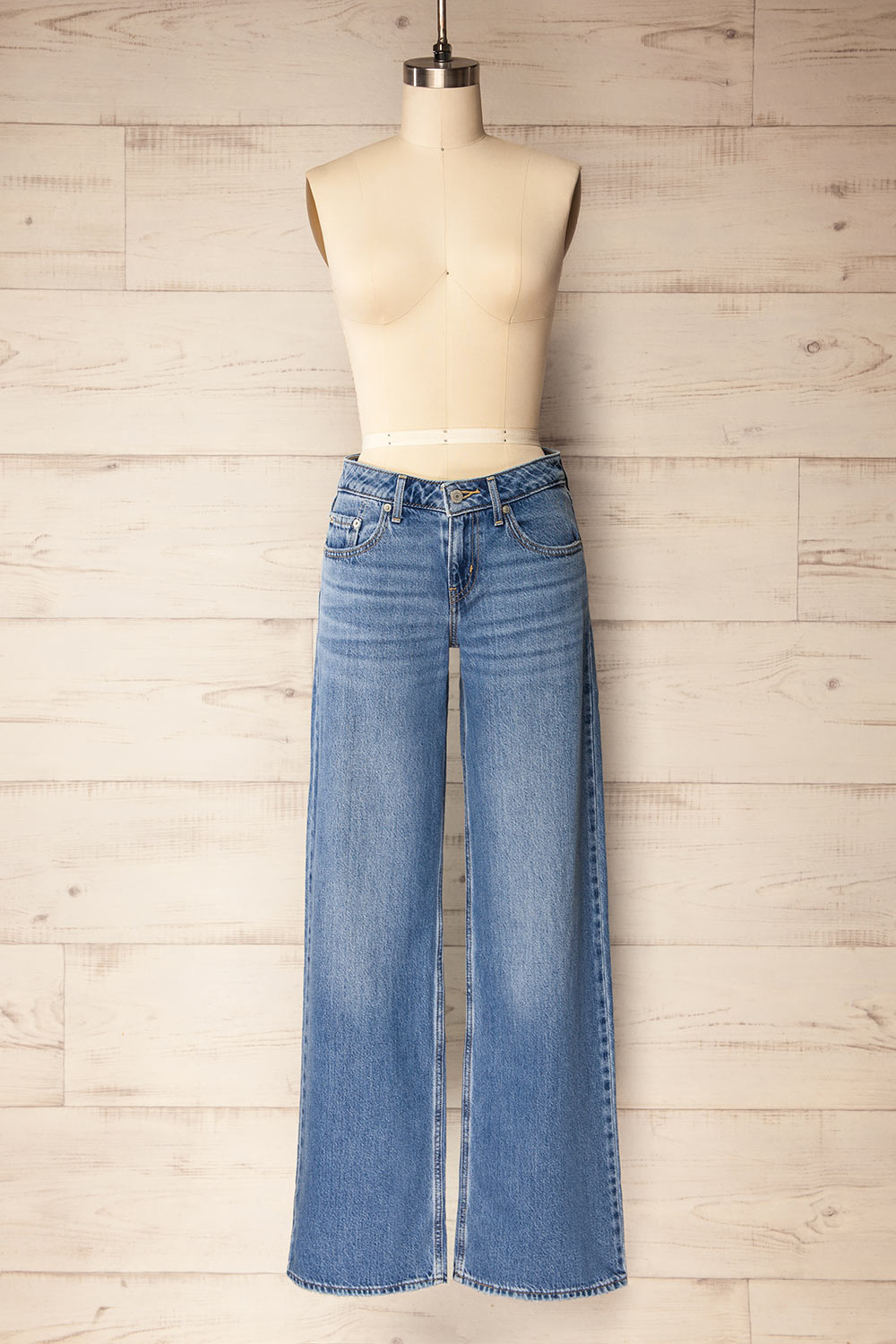 Tuscania Low Rise Blue Denim Pants | La petite garçonne front view