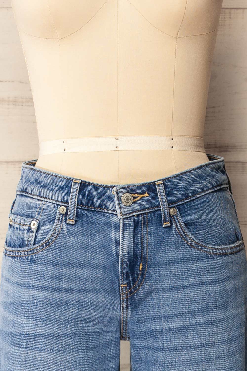 Tuscania Low Rise Blue Denim Pants | La petite garçonne front