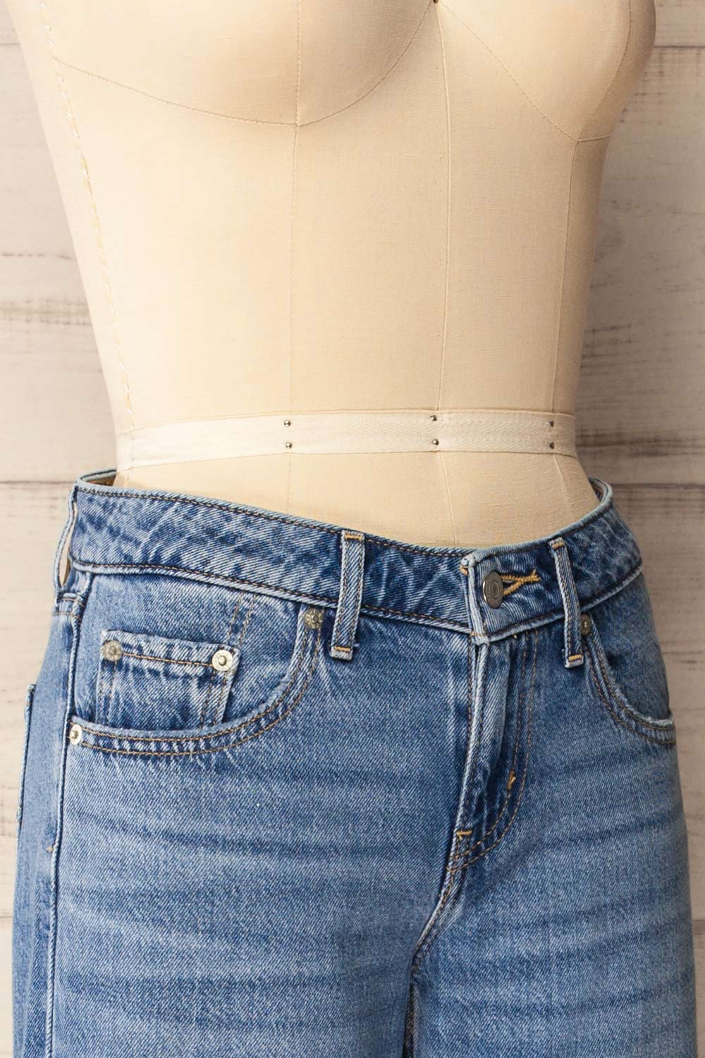 Tuscania Low Rise Blue Denim Pants | La petite garçonne side