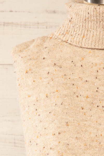 Tyrol Beige Soft Knitted Pullover Scarf | La petite garçonne front close-up